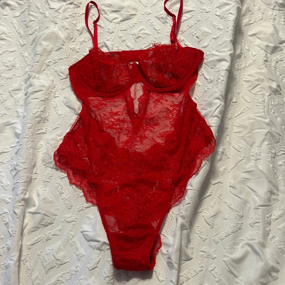 Sexy Victoria’s Secret one piece  with lace ❤️✨